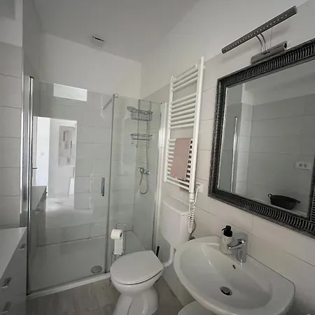 3m With Free Parking Appartement Split
