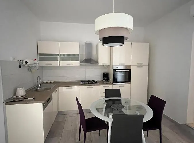 3m With Free Parking Apartment *