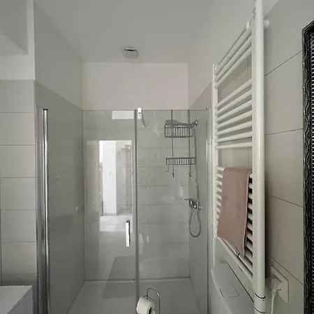 3m With Free Parking