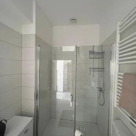 3m With Free Parking Apartment *